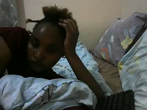 Snapshot of StacyGee24 chatting on November 2025 08:41:01 PM StacyGee24 online show from November 2025 08:41:01 PM