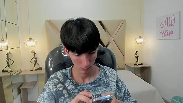 Jake evans online show from November 2025 04:52:01 PM