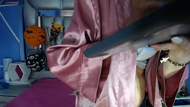 Snapshot of sophia_ny chatting on October 2025 01:56:02 PM sophia ny online show from October 2025 01:56:02 PM