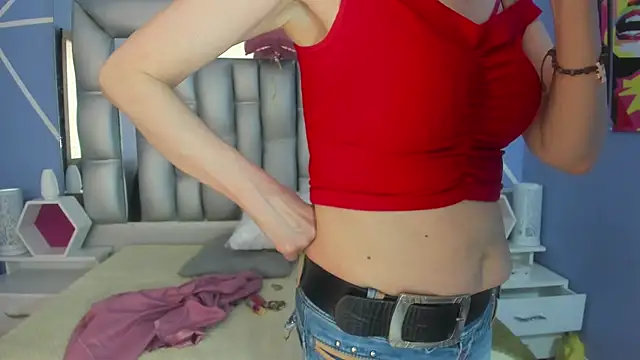 Snapshot of sophia_ny chatting on November 2025 01:43:01 PM sophia ny online show from November 2025 01:43:01 PM