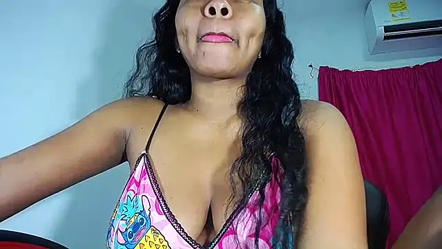 Sashabreck online show from October 2025 02:56:01 AM