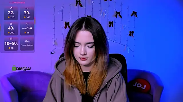 liana kisses online show from February 2026 08:25:01 PM