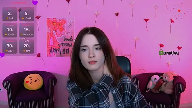 liana kisses online show from April 2026 07:04:02 PM