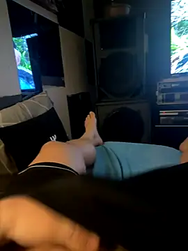 MatthewEmme online show from November 2025 12:13:01 AM