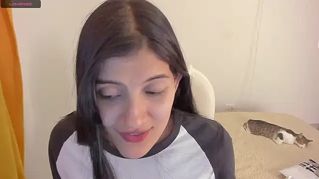 Snapshot of misstoya chatting on March 2025 04:47:02 AM misstoya online show from March 2025 04:47:02 AM