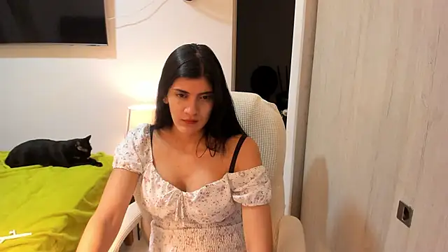 Snapshot of misstoya chatting on October 2025 01:22:01 AM misstoya online show from October 2025 01:22:01 AM