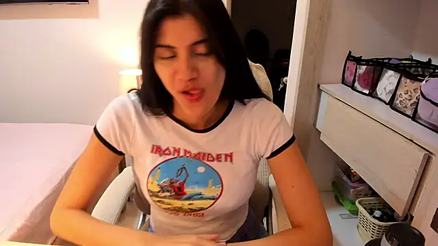 Snapshot of misstoya chatting on October 2025 05:36:02 AM misstoya online show from October 2025 05:36:02 AM