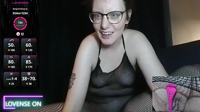 Snapshot of PernillaGirl chatting on January 2025 07:45:01 PM PernillaGirl online show from January 2025 07:45:01 PM