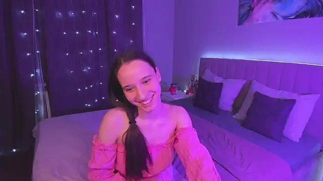 StaceySunny online show from February 2025 02:37:01 PM