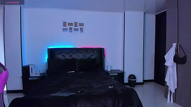 Snapshot of Meghan_As chatting on February 2025 03:50:02 PM Meghan As online show from February 2025 03:50:02 PM