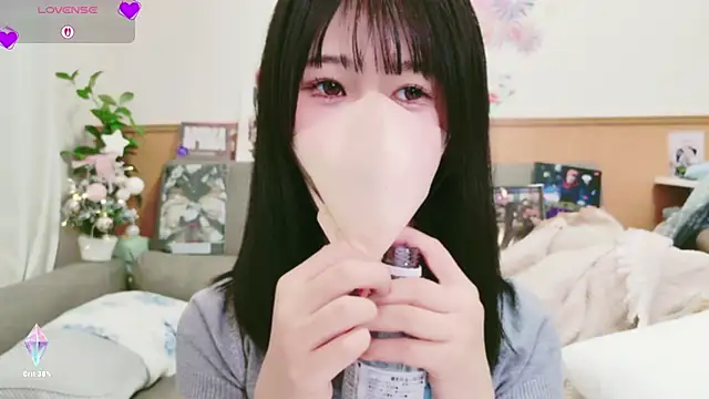 Snapshot of Conatsu chatting on December 2025 06:51:01 AM Conatsu online show from December 2025 06:51:01 AM