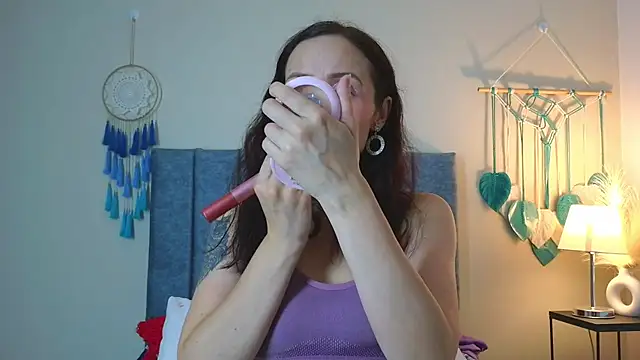 Snapshot of IberianMoonMK chatting on November 2025 06:26:01 PM IberianMoonMK online show from November 2025 06:26:01 PM