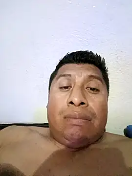 Snapshot of Riatatuil chatting on October 2025 06:07:02 PM Riatatuil online show from October 2025 06:07:02 PM