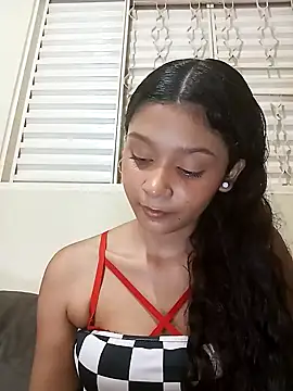 Snapshot of heleny901 chatting on January 2025 10:01:01 PM heleny901 online show from January 2025 10:01:01 PM