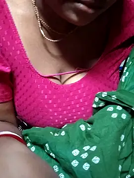 Snapshot of DARK_WINE_ chatting on November 2025 10:37:02 AM DARK WINE online show from November 2025 10:37:02 AM