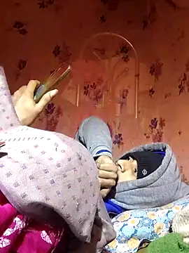 Snapshot of DARK_WINE_ chatting on November 2025 12:11:02 AM DARK WINE online show from November 2025 12:11:02 AM