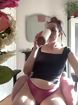 Snapshot of Littlelolo60 chatting on February 2025 03:16:01 PM Littlelolo60 online show from February 2025 03:16:01 PM