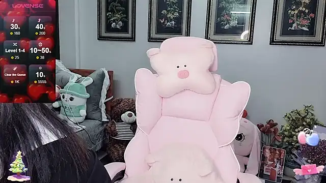 Snapshot of _Nana_20 chatting on November 2025 09:13:02 PM Nana 20 online show from November 2025 09:13:02 PM