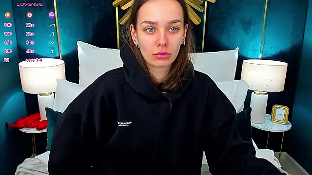 AprilWong online show from March 2026 06:09:01 AM