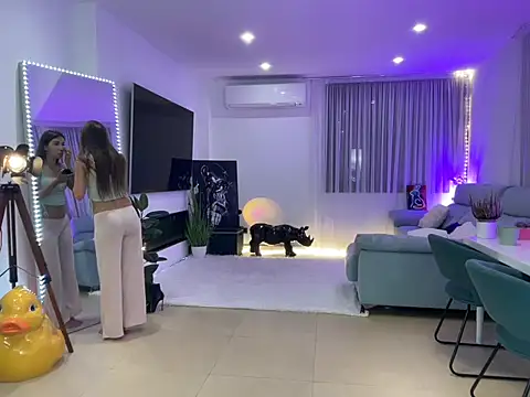 Snapshot of Mika_Miller chatting on September 2025 08:52:02 PM Mika Miller online show from September 2025 08:52:02 PM