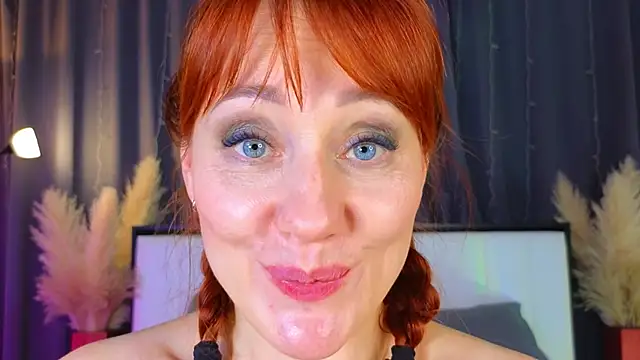 Snapshot of AlexaLenee chatting on March 2025 11:31:02 AM AlexaLenee online show from March 2025 11:31:02 AM