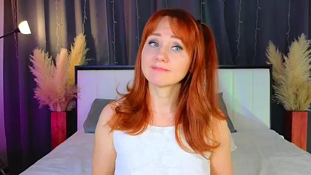 Snapshot of AlexaLenee chatting on March 2025 05:28:02 AM AlexaLenee online show from March 2025 05:28:02 AM