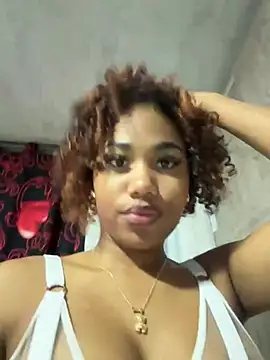 Snapshot of Lya-Kasandra chatting on February 2025 02:53:01 AM Lya-Kasandra online show from February 2025 02:53:01 AM