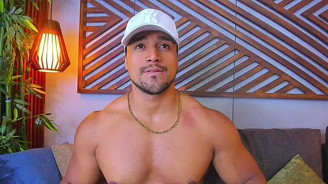 Snapshot of MikeEstevess chatting on January 2025 09:49:02 AM MikeEstevess online show from January 2025 09:49:02 AM