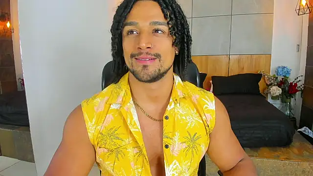 Snapshot of MikeEstevess chatting on January 2025 12:29:02 PM MikeEstevess online show from January 2025 12:29:02 PM