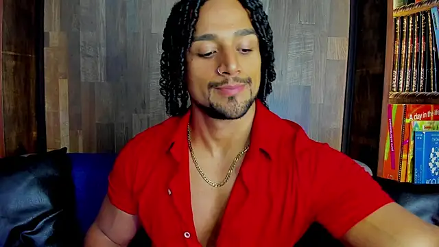 Snapshot of MikeEstevess chatting on February 2025 09:34:02 AM MikeEstevess online show from February 2025 09:34:02 AM