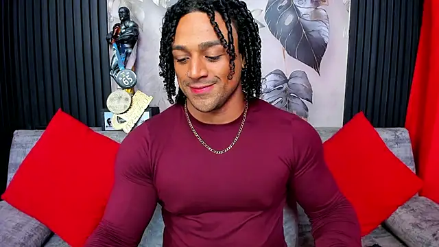 Snapshot of MikeEstevess chatting on September 2025 08:16:02 AM MikeEstevess online show from September 2025 08:16:02 AM