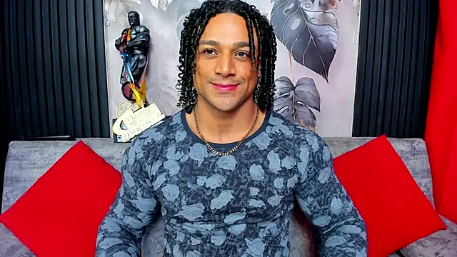 Snapshot of MikeEstevess chatting on October 2025 05:31:02 AM MikeEstevess online show from October 2025 05:31:02 AM