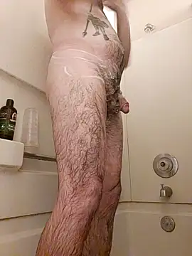 Snapshot of hungandnerdy420 chatting on October 2025 07:11:01 AM hungandnerdy420 online show from October 2025 07:11:01 AM