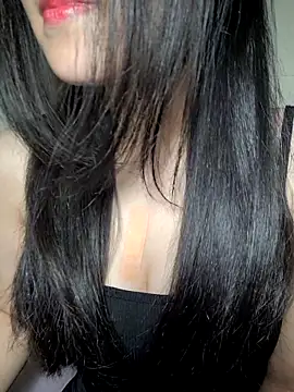 Athena20001 online show from November 2025 06:51:02 PM