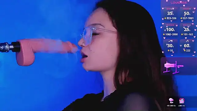 Snapshot of bitchpeace_ chatting on November 2025 04:18:01 PM bitchpeace online show from November 2025 04:18:01 PM