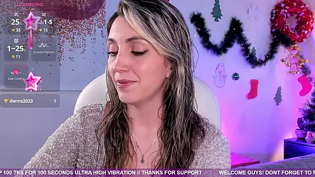 Snapshot of anny_sweet72 chatting on December 2024 12:45:01 PM anny sweet72 online show from December 2024 12:45:01 PM
