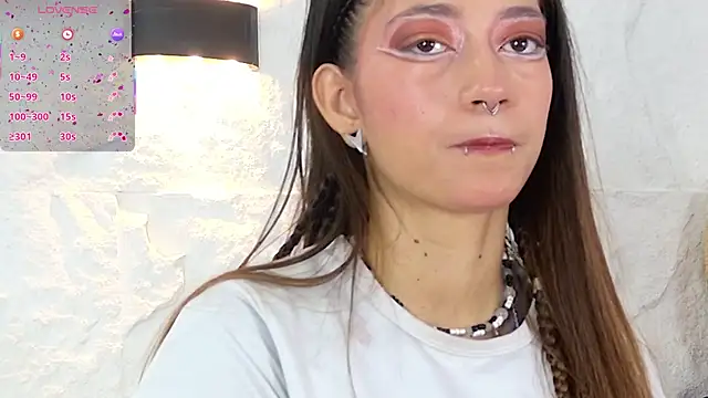 zorravioletta1 online show from October 2025 01:20:01 PM