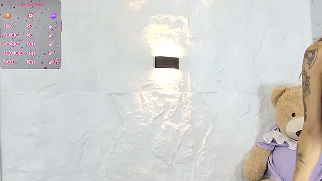 zorravioletta1 online show from November 2025 11:43:01 AM