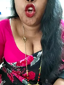 Snapshot of Swapna_143 chatting on November 2025 03:18:02 AM Swapna 143 online show from November 2025 03:18:02 AM