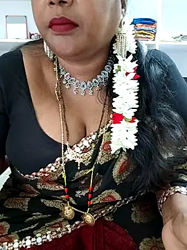 Snapshot of Swapna_143 chatting on November 2025 04:34:02 AM Swapna 143 online show from November 2025 04:34:02 AM