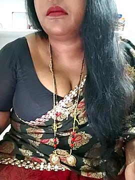 Snapshot of Swapna_143 chatting on November 2025 04:31:02 PM Swapna 143 online show from November 2025 04:31:02 PM