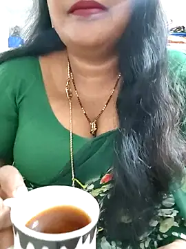 Snapshot of Swapna_143 chatting on June 2026 05:06:02 PM Swapna 143 online show from June 2026 05:06:02 PM