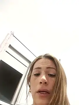 latinasexitrans123 online show from October 2025 08:22:01 PM