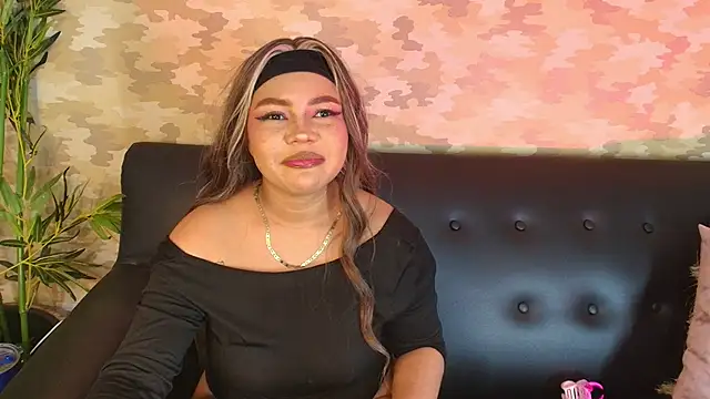 cherry chel online show from March 2025 11:18:02 PM