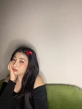 Snapshot of MiMi_0293 chatting on February 2026 02:55:02 PM MiMi 0293 online show from February 2026 02:55:02 PM