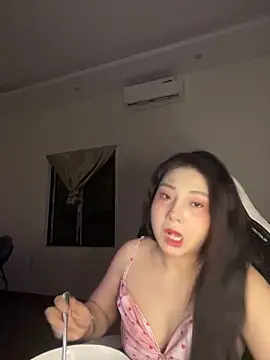 Snapshot of MiMi_0293 chatting on February 2026 03:51:01 PM MiMi 0293 online show from February 2026 03:51:01 PM