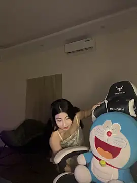 Snapshot of MiMi_0293 chatting on February 2026 02:23:02 PM MiMi 0293 online show from February 2026 02:23:02 PM