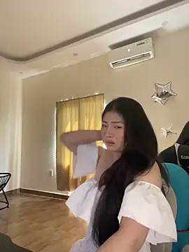 Snapshot of MiMi_0293 chatting on June 2026 03:18:01 AM MiMi 0293 online show from June 2026 03:18:01 AM