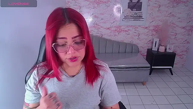 samm t  online show from December 2024 10:19:01 PM