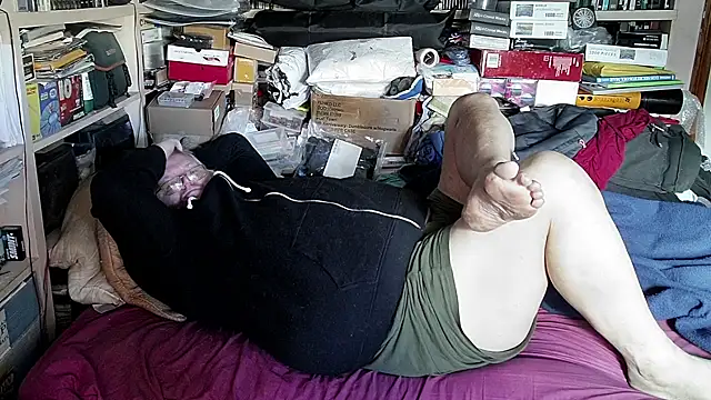 hadeszeuss2 online show from December 2024 01:33:01 PM